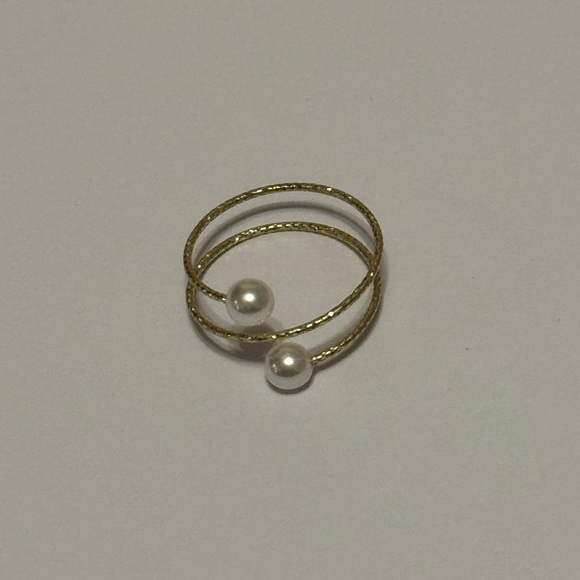 Gold and Pearl Wrap Ring - Picture 2 of 2